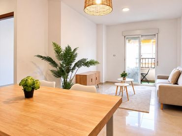 Appartamento con balcone in vendita a Calle MEDICO RAFAEL MORENO PERE