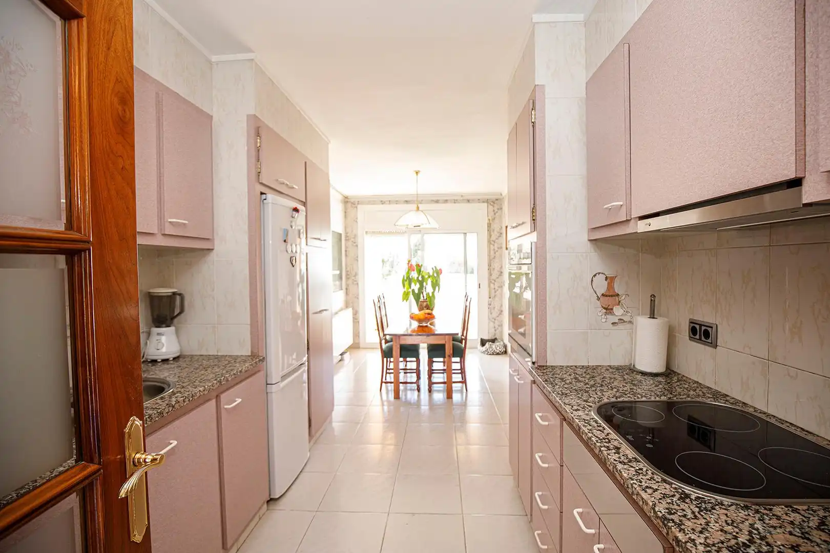 Cocina de Casa o chalet en venta en Quart con Aire acondicionado, Jardín privado y Terraza