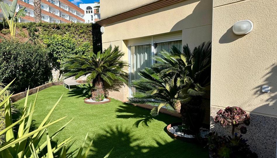 Foto 1 de Casa adosada en venda a Carrer de Pere Codina I Mont, Fenals, Girona