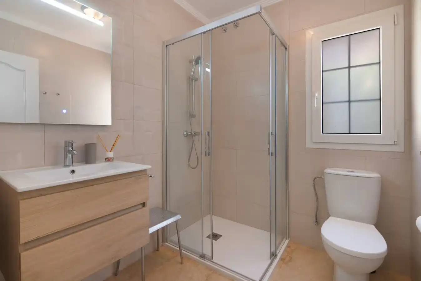 Baño de Casa o chalet de alquiler en Islantilla con Aire acondicionado, Calefacción y Jardín privado
