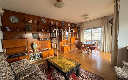 Living room of Flat for sale in  Barcelona Capital  with Terrace and Balcony