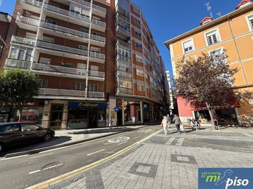 Appartement avec balcon à vendre à Calle Esgueva 4