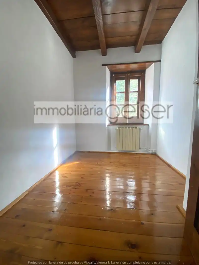 Habitación de Dúplex en venta en Ordino con Calefacción, Parquet y Terraza