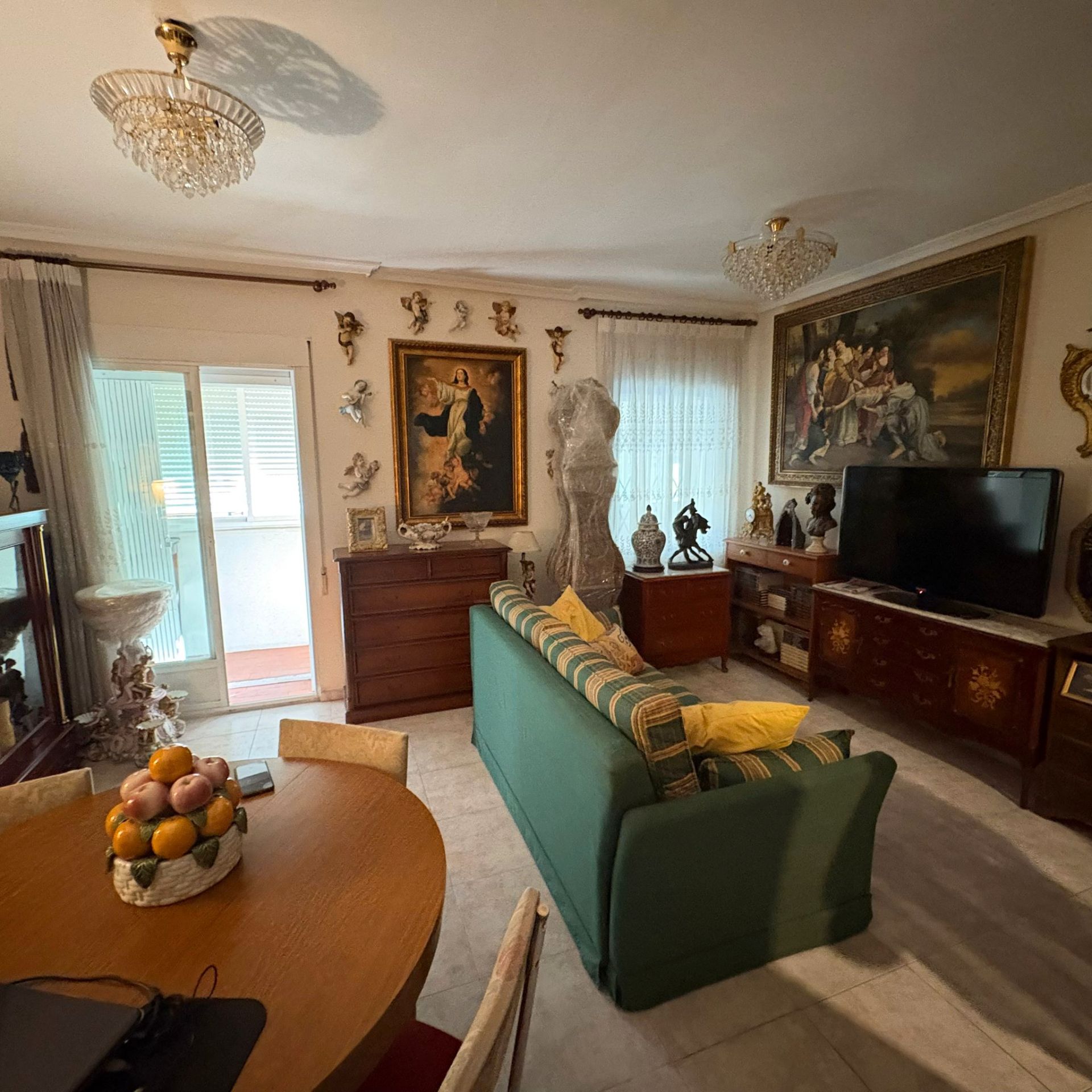 Sala d'estar de Planta baixa en venda en  Madrid Capital amb Terrassa i Moblat
