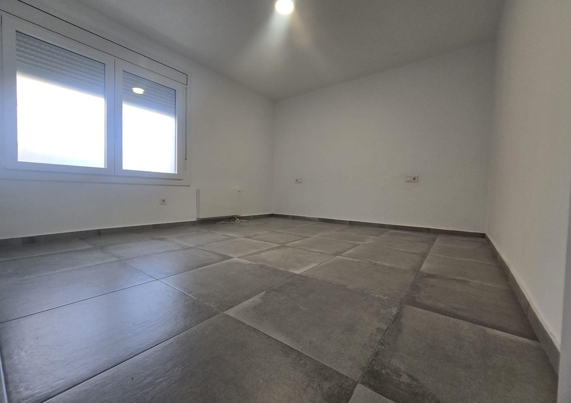 Planta baja en venta en Sabadell con Calefacción