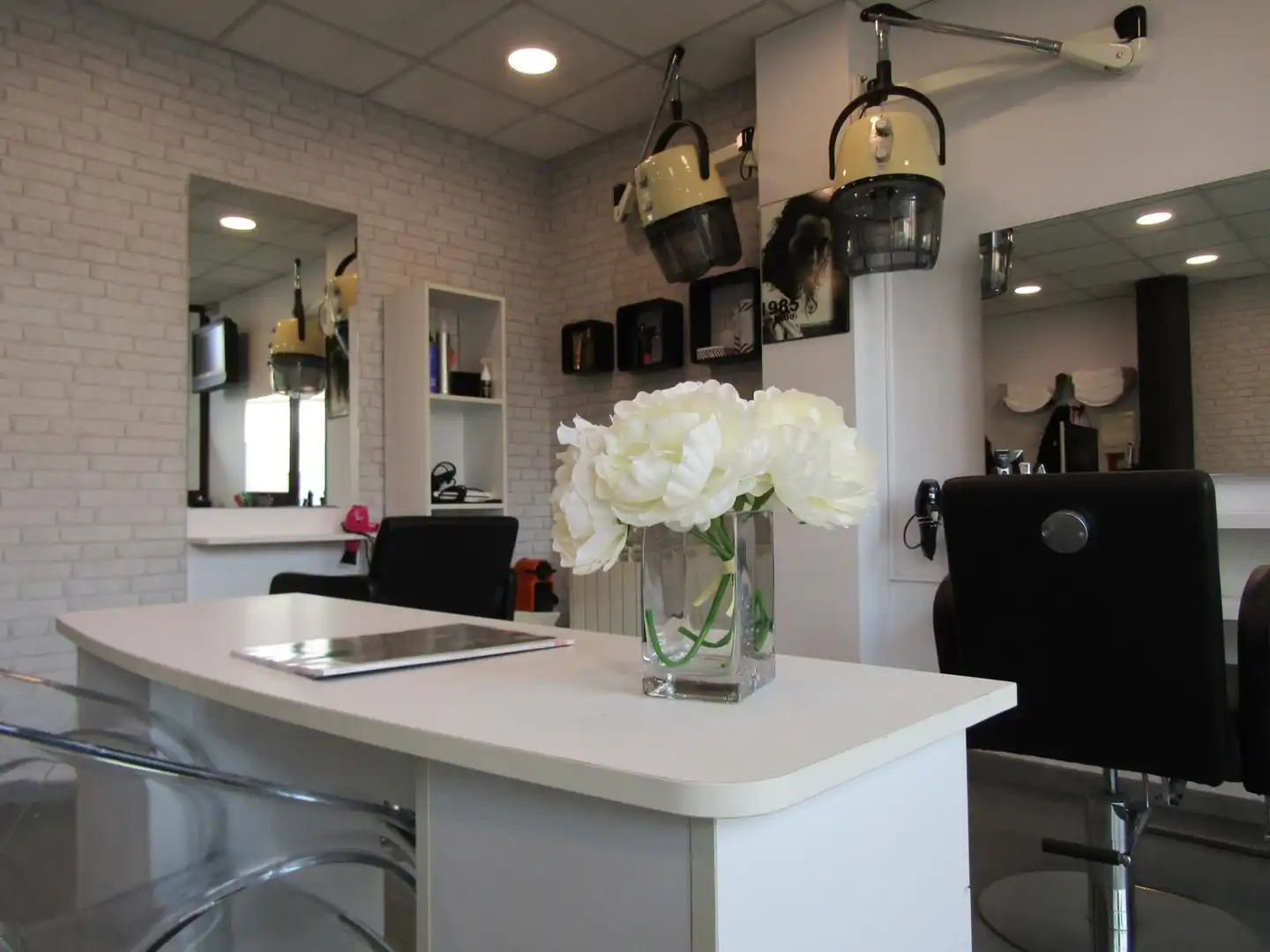 Commercial properties for sale in Roda de Ter  with Air Conditioner