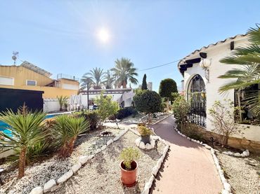 Casa con piscina en alquiler en Cala de Finestrat