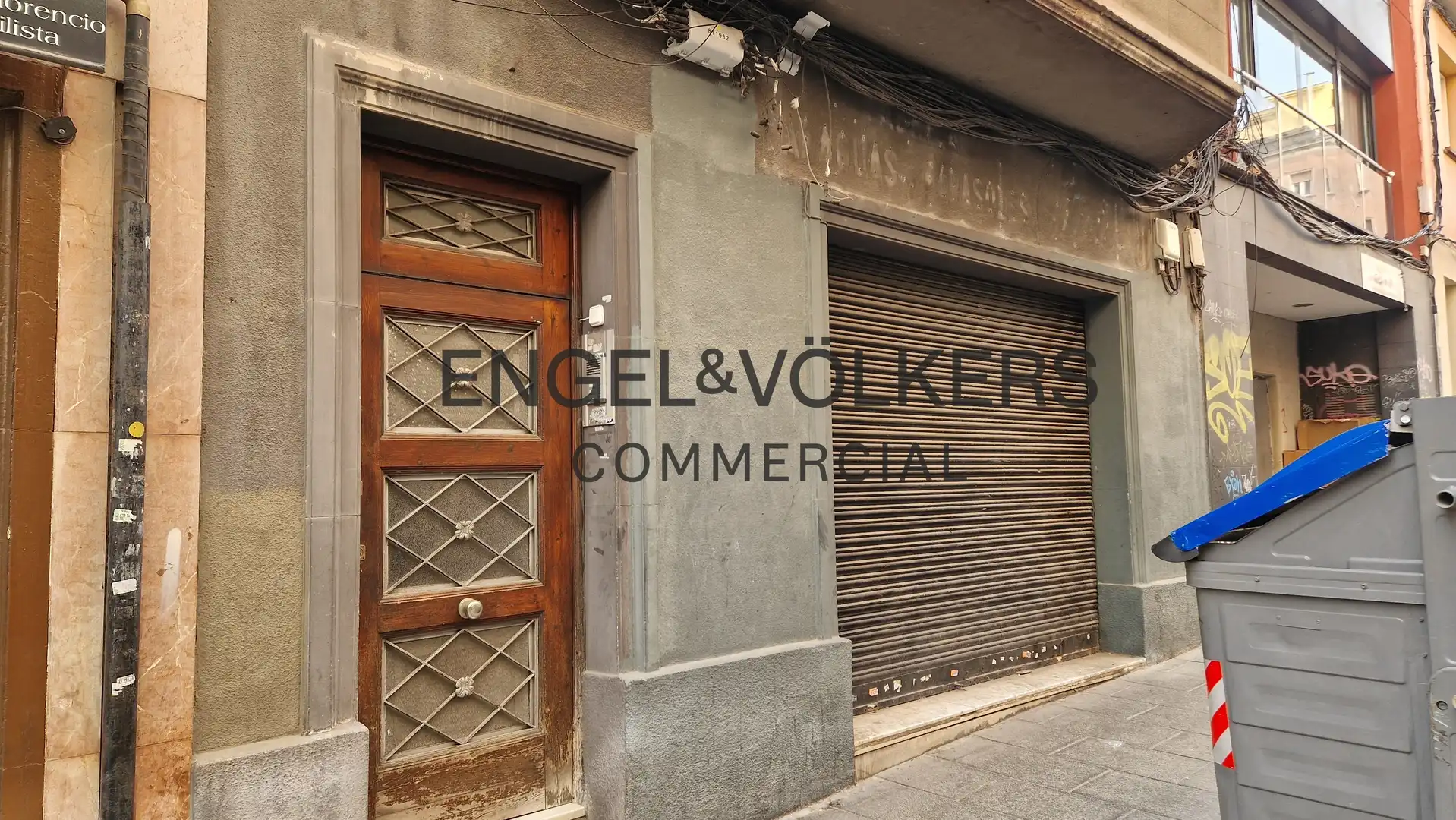 Buildings for sale in Collblanc
