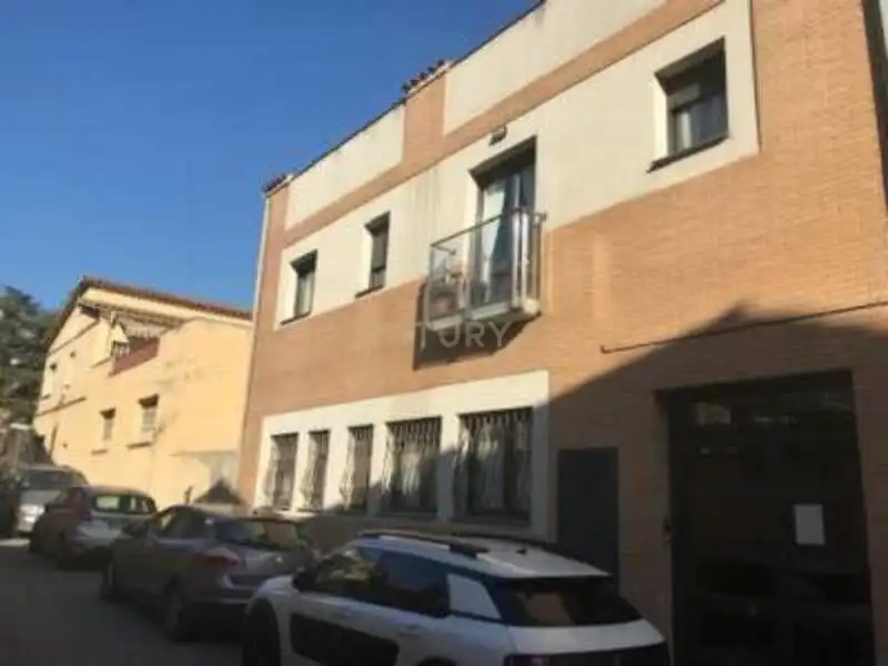 Vista exterior de Garaje en venta en Montcada i Reixac