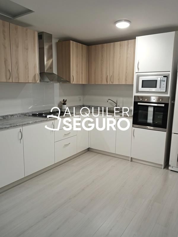 Cuina de Casa o xalet de lloguer en Vila-real amb Calefacció i Moblat