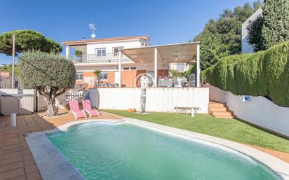 Jardí de Casa o xalet en venda en Cabrils amb Aire condicionat, Calefacció i Jardí privat