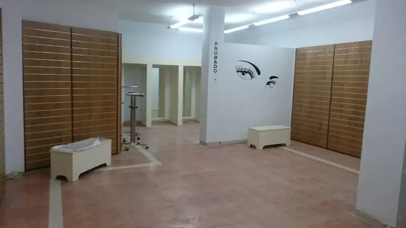 Gewerbefläche zur Miete in Miralvalle - Av. Virgen del Puerto - La Data, imagen 4