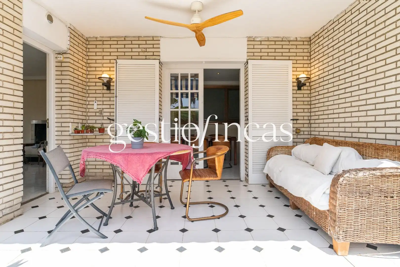 Terraza de Casa adosada en venta en Cambrils con Aire acondicionado, Calefacción y Amueblado