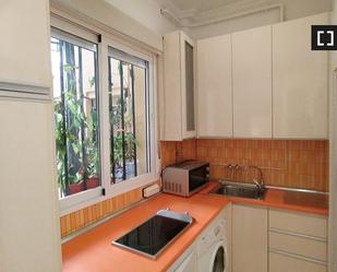 Kitchen of Flat to rent in  Madrid Capital  with Air Conditioner and Balcony