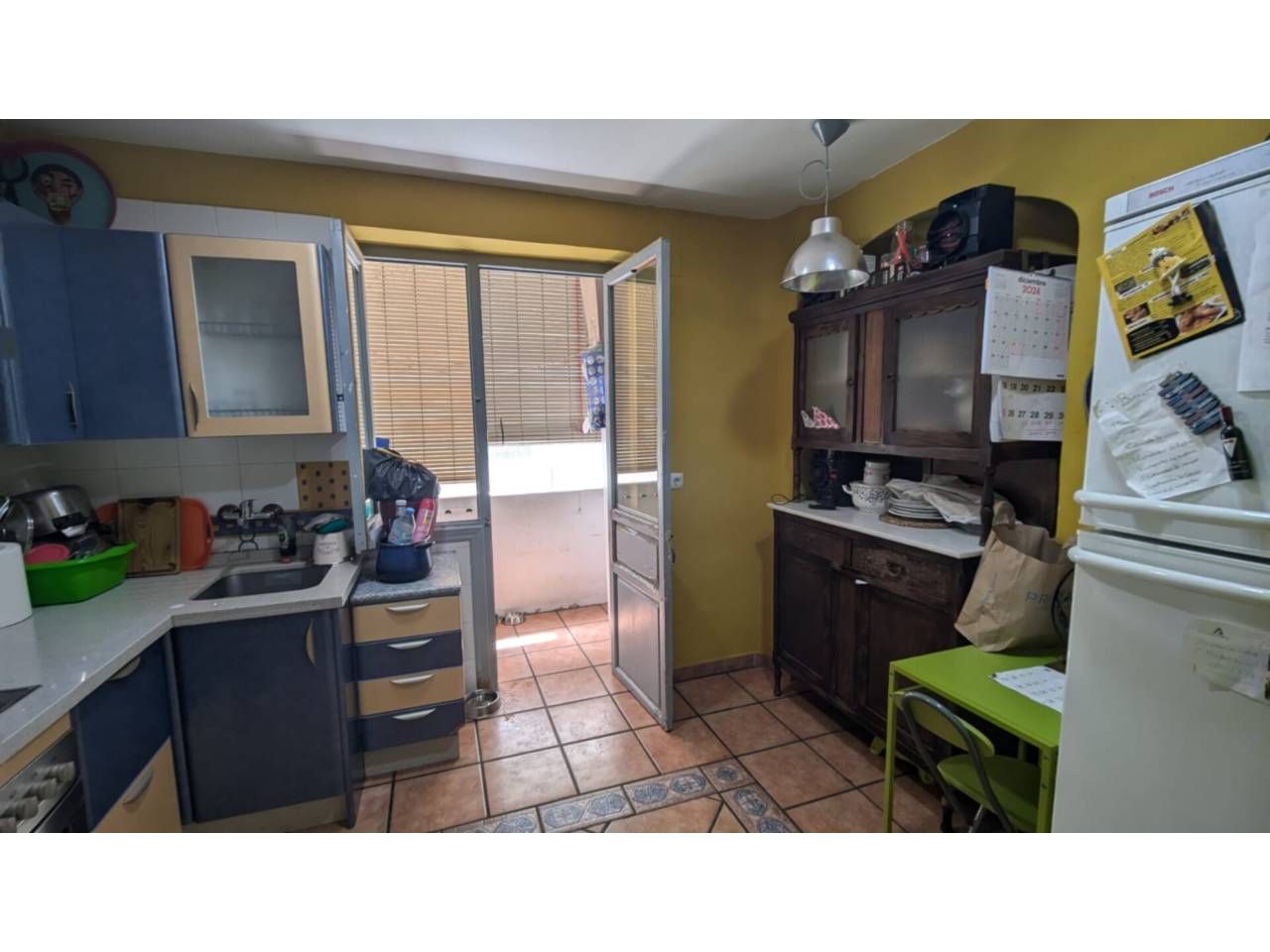 Kitchen of Flat for sale in  Granada Capital  with Air Conditioner