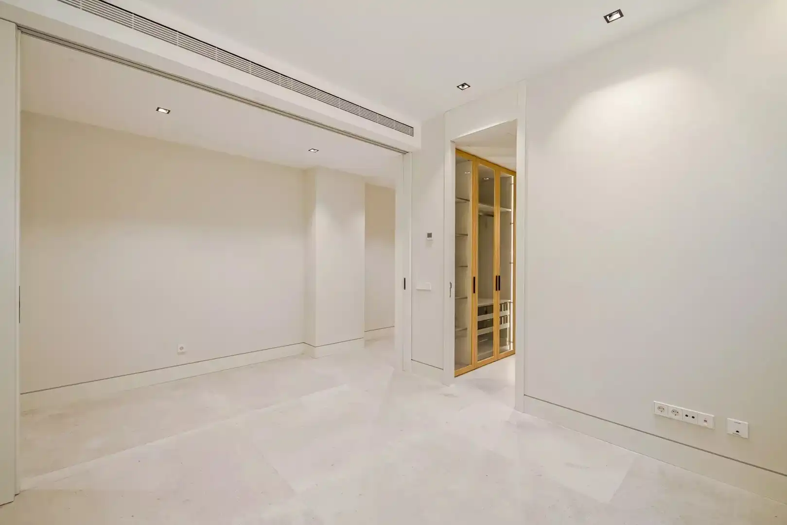 Wohnung zum Verkauf in Madrid mit Klimaanlage, Heizung und Abstellraum