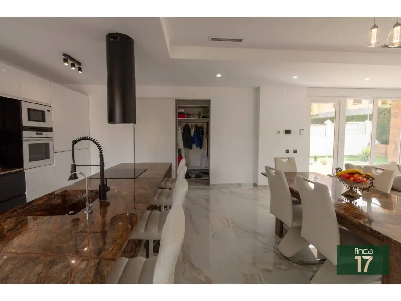 Cocina de Casa o chalet en venta en Petrer con Aire acondicionado, Jardín privado y Terraza