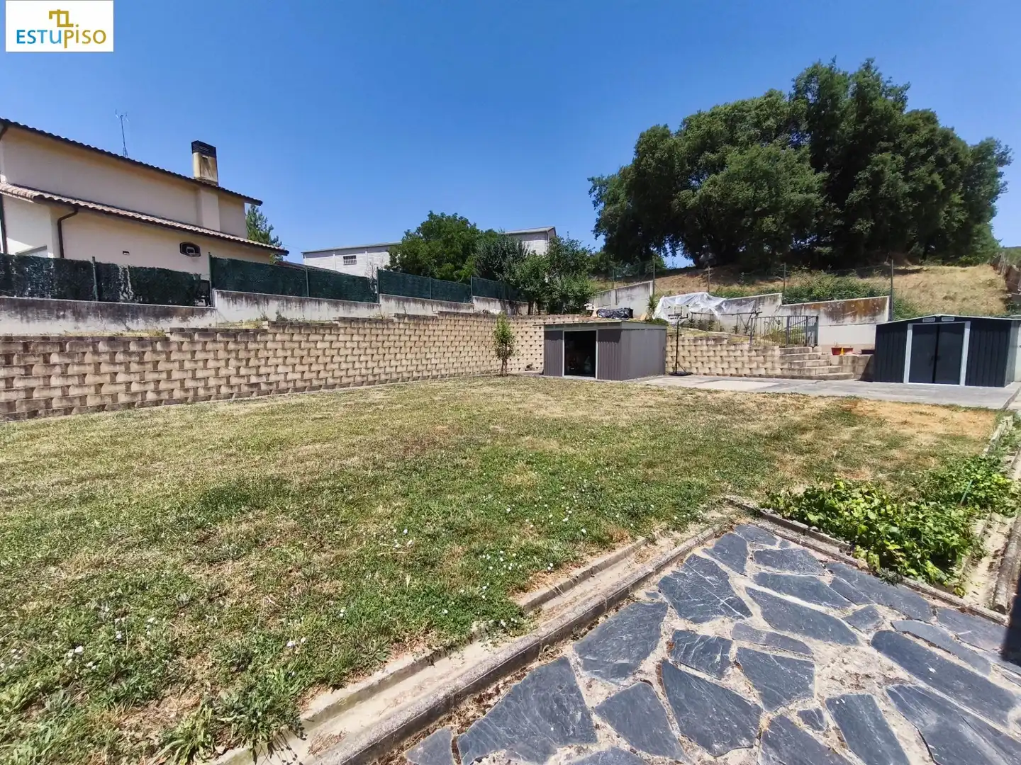 Jardí de Casa adosada en venda en Erriberagoitia / Ribera Alta amb Calefacció, Terrassa i Alarma