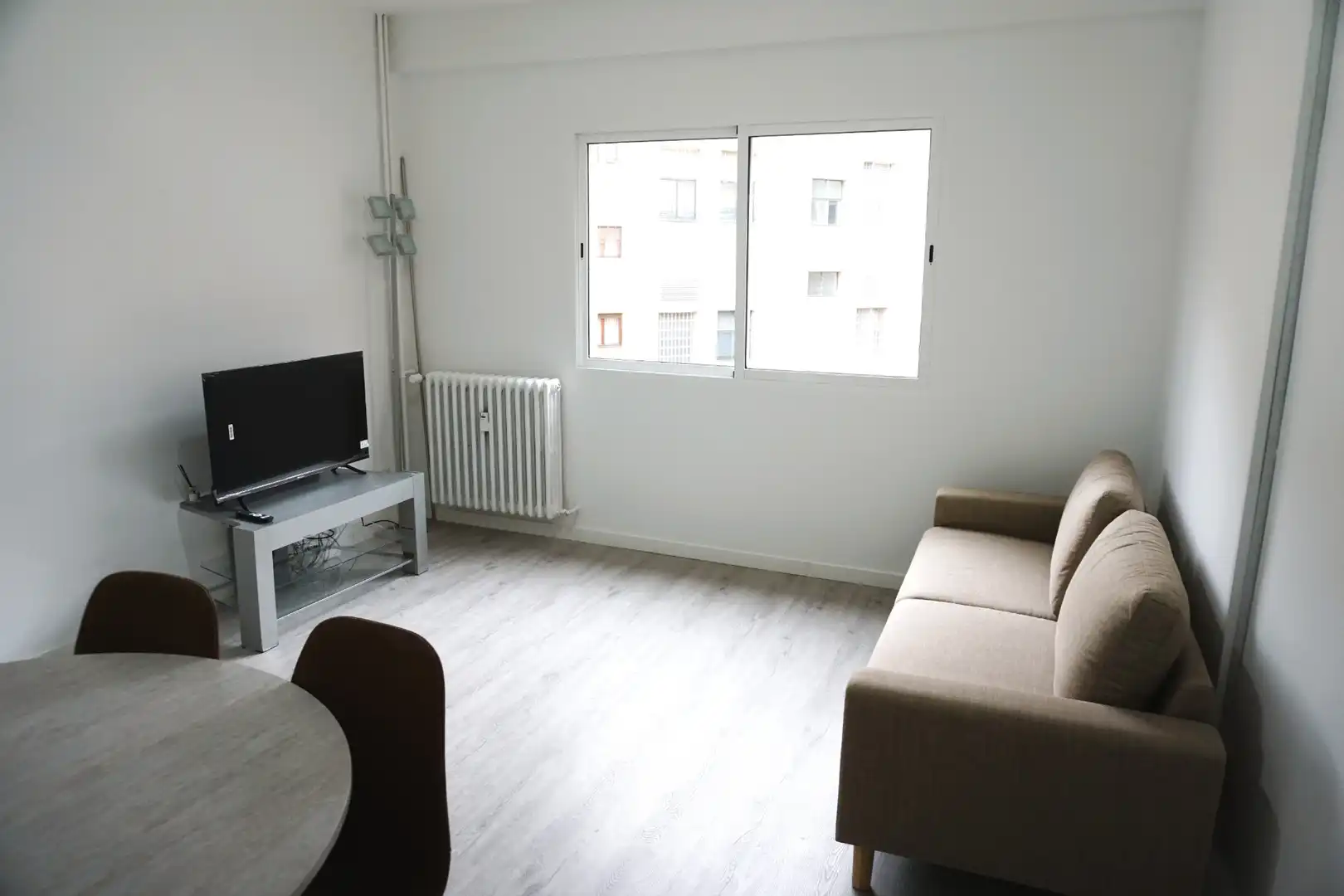 Sala d'estar de Pis per a compartir en Ávila amb Calefacció, Terrassa i Moblat