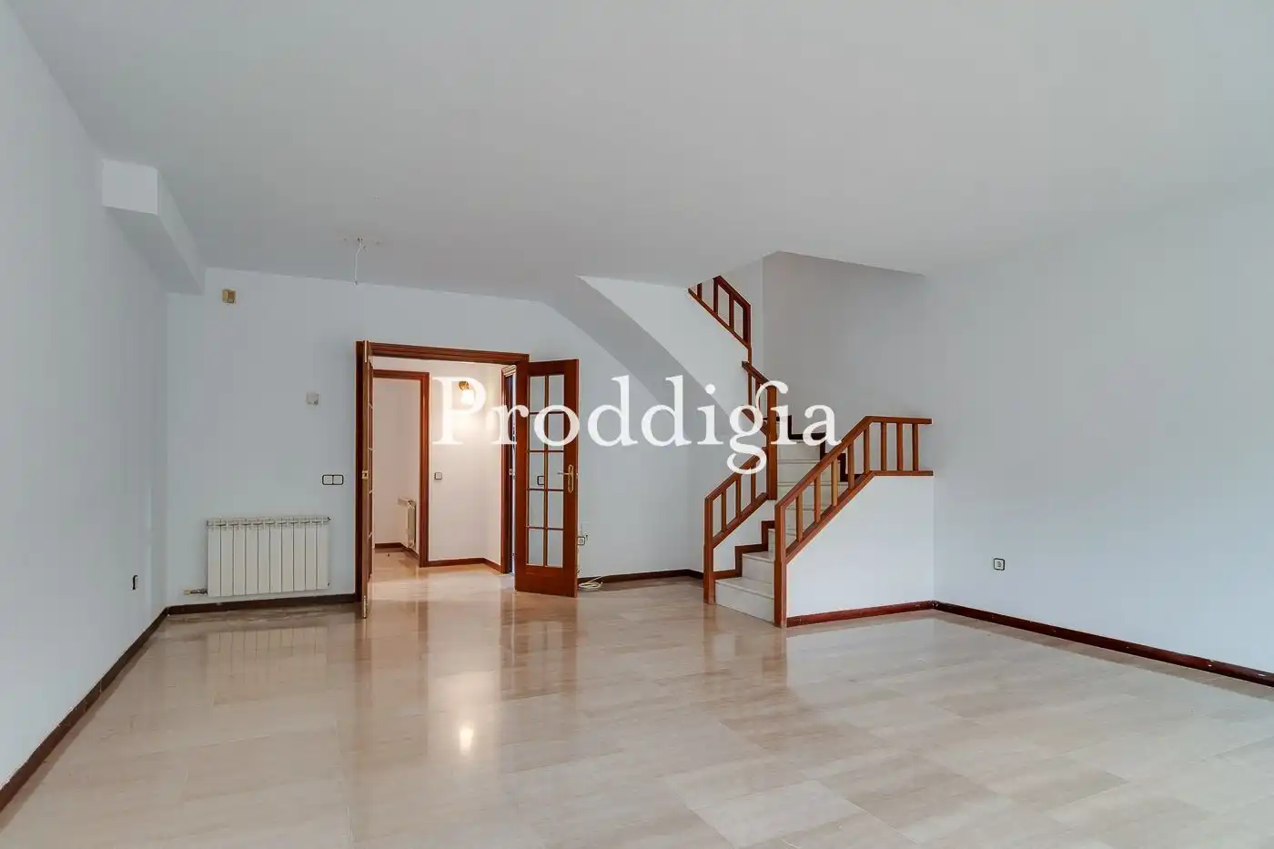Sala d'estar de Casa adosada de lloguer en Sant Cugat del Vallès amb Aire condicionat, Calefacció i Terrassa