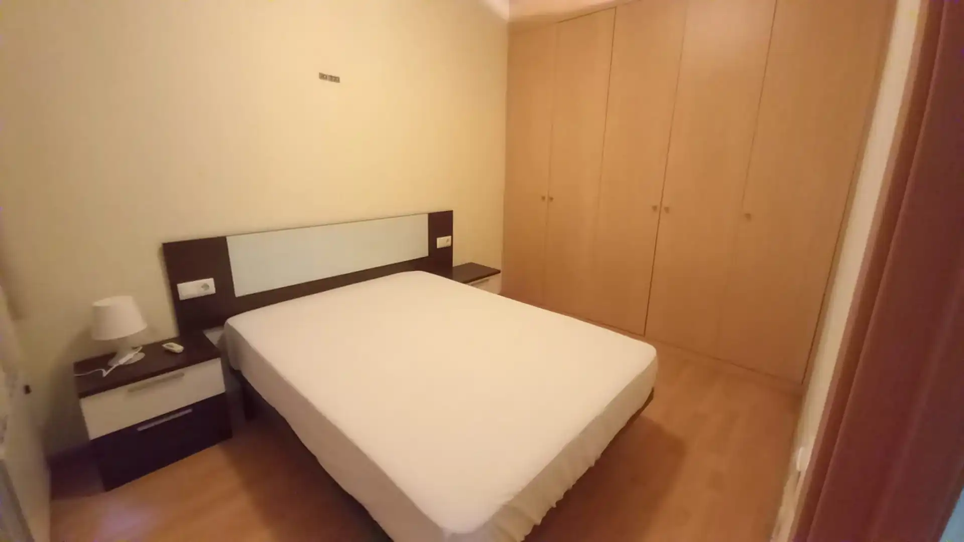 Flat for rent in ARAGO, Instituts - Universitat