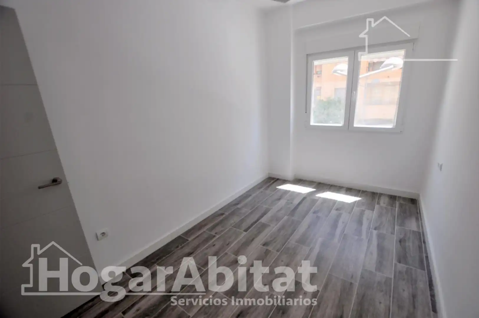 Habitación de Piso en venta en Valencia