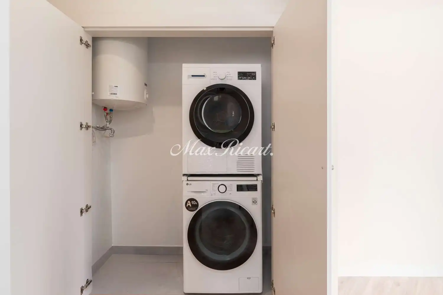 Habitación de Piso en venta en Barcelona con Aire acondicionado y Calefacción