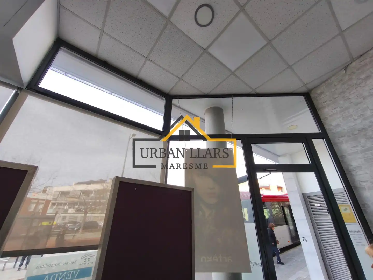Local en venda en Terrassa amb Aire condicionat