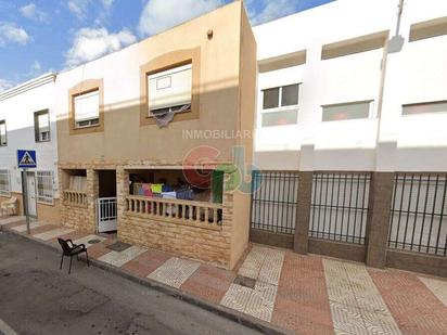Vista exterior de Dúplex en venda en Roquetas de Mar