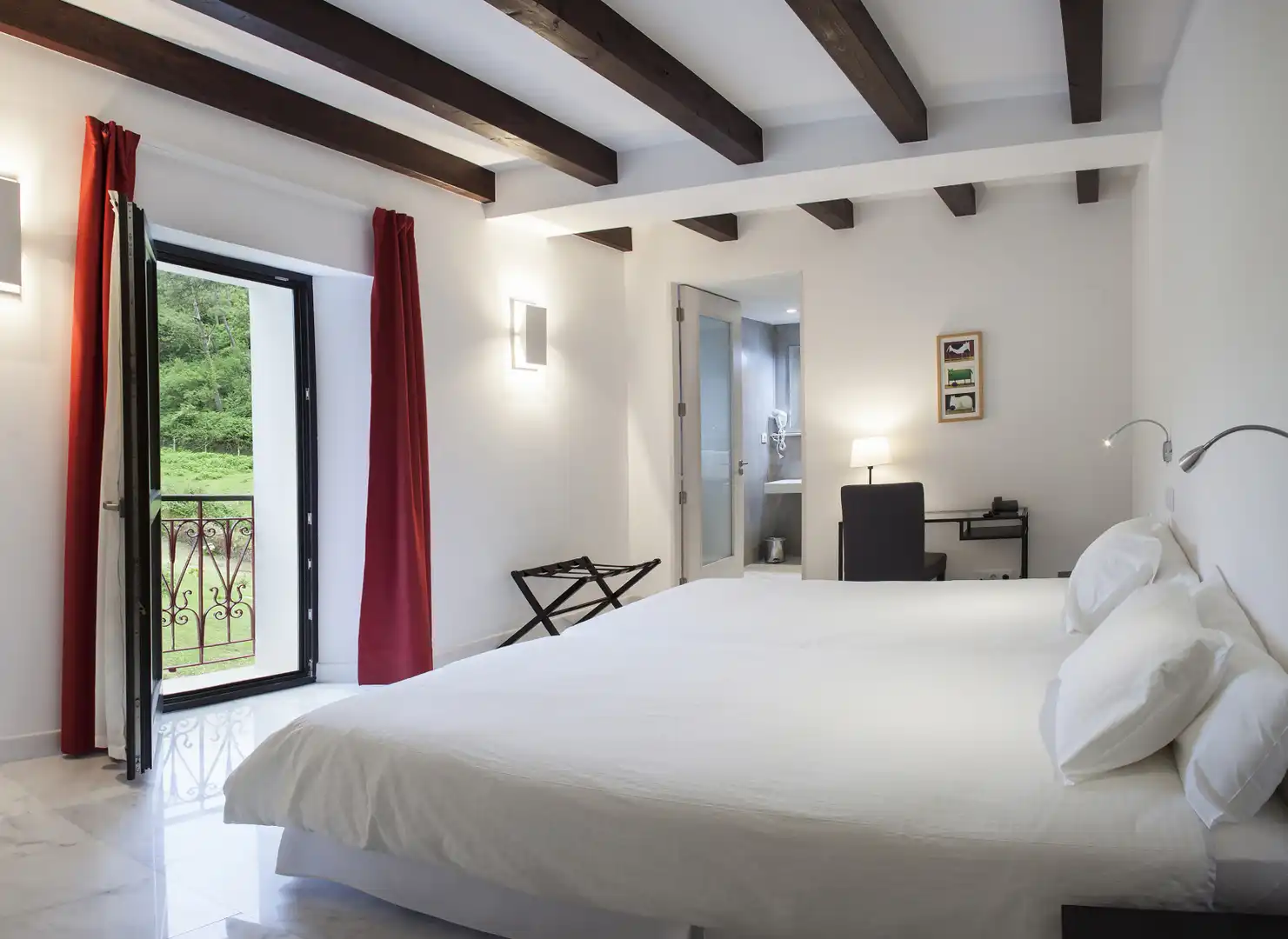 Edificio en venta en Luarca - Camino de Portizuelo, Valdés - Luarca