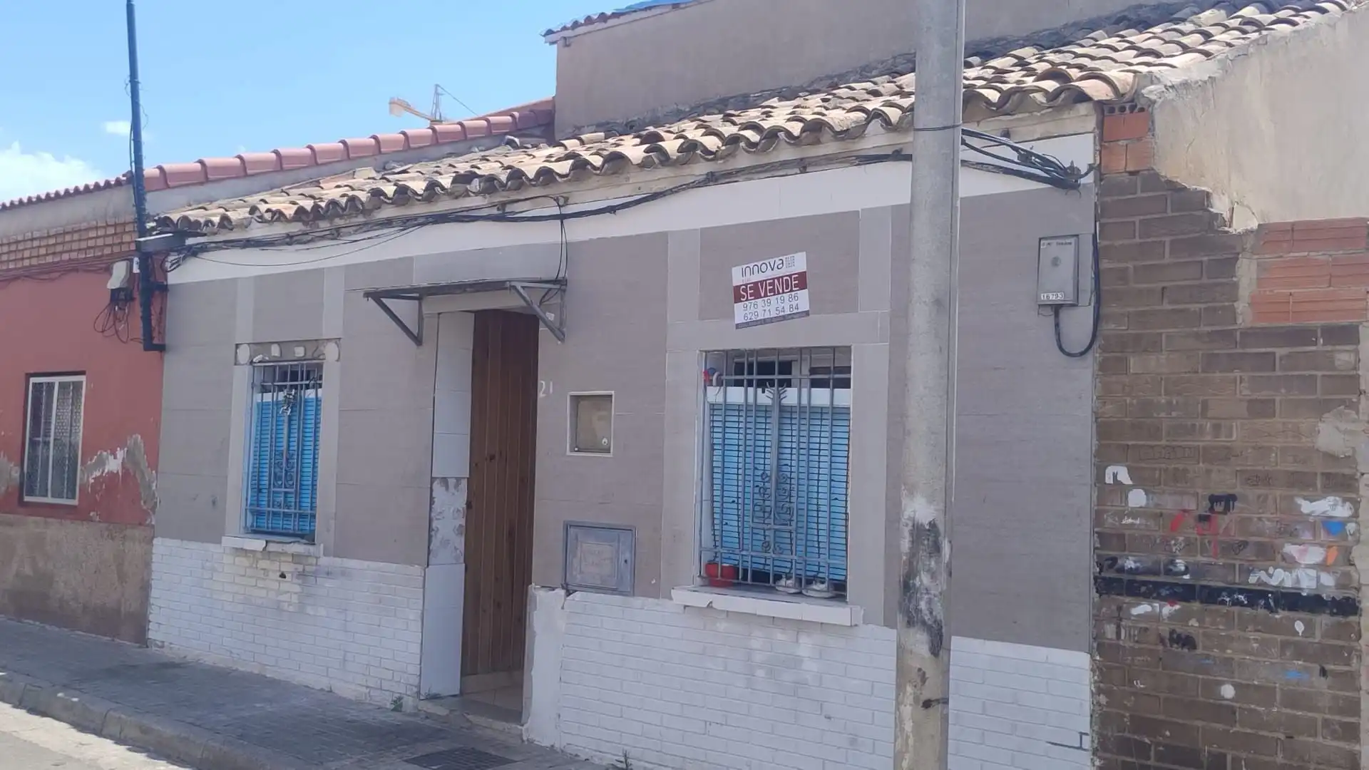 Vista exterior de Casa adosada en venta en Zaragoza con Aire acondicionado, Calefacción y Terraza