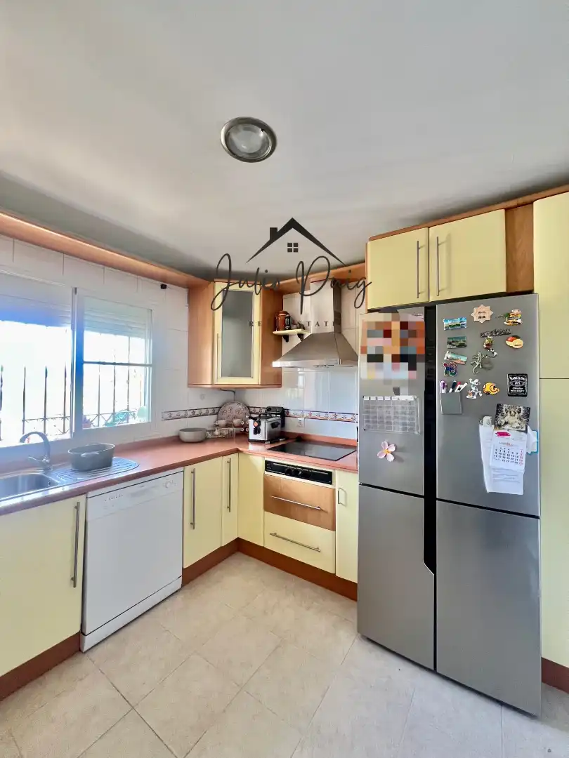 Kitchen of Detached homes for sale in Coria del Río  with Air Conditioner and Balcony