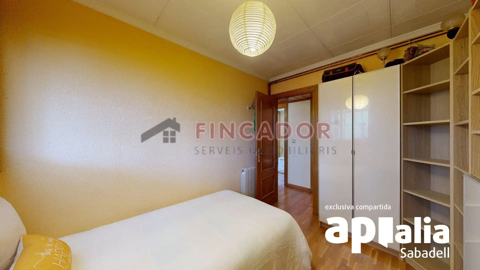 Habitación de Piso en venta en Badia del Vallès con Aire acondicionado, Calefacción y Parquet
