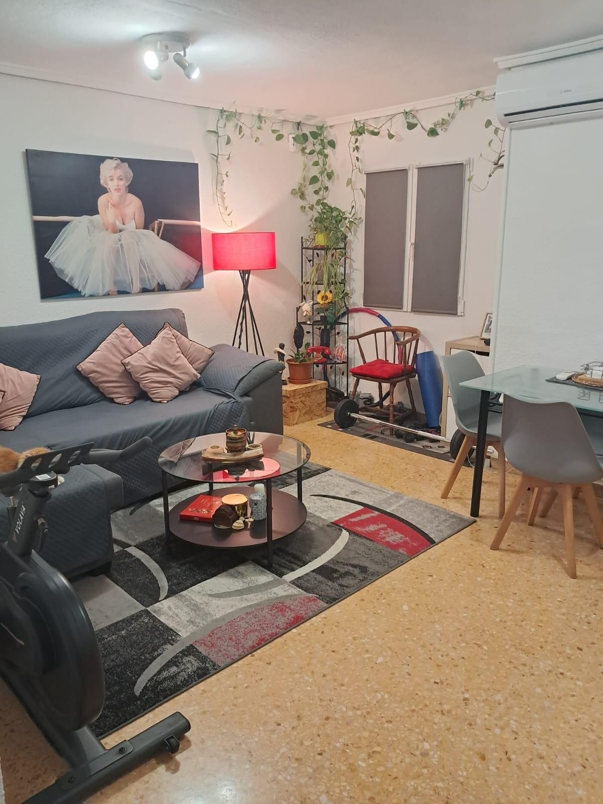 Sala d'estar de Pis en venda en  Valencia Capital amb Aire condicionat i Alarma