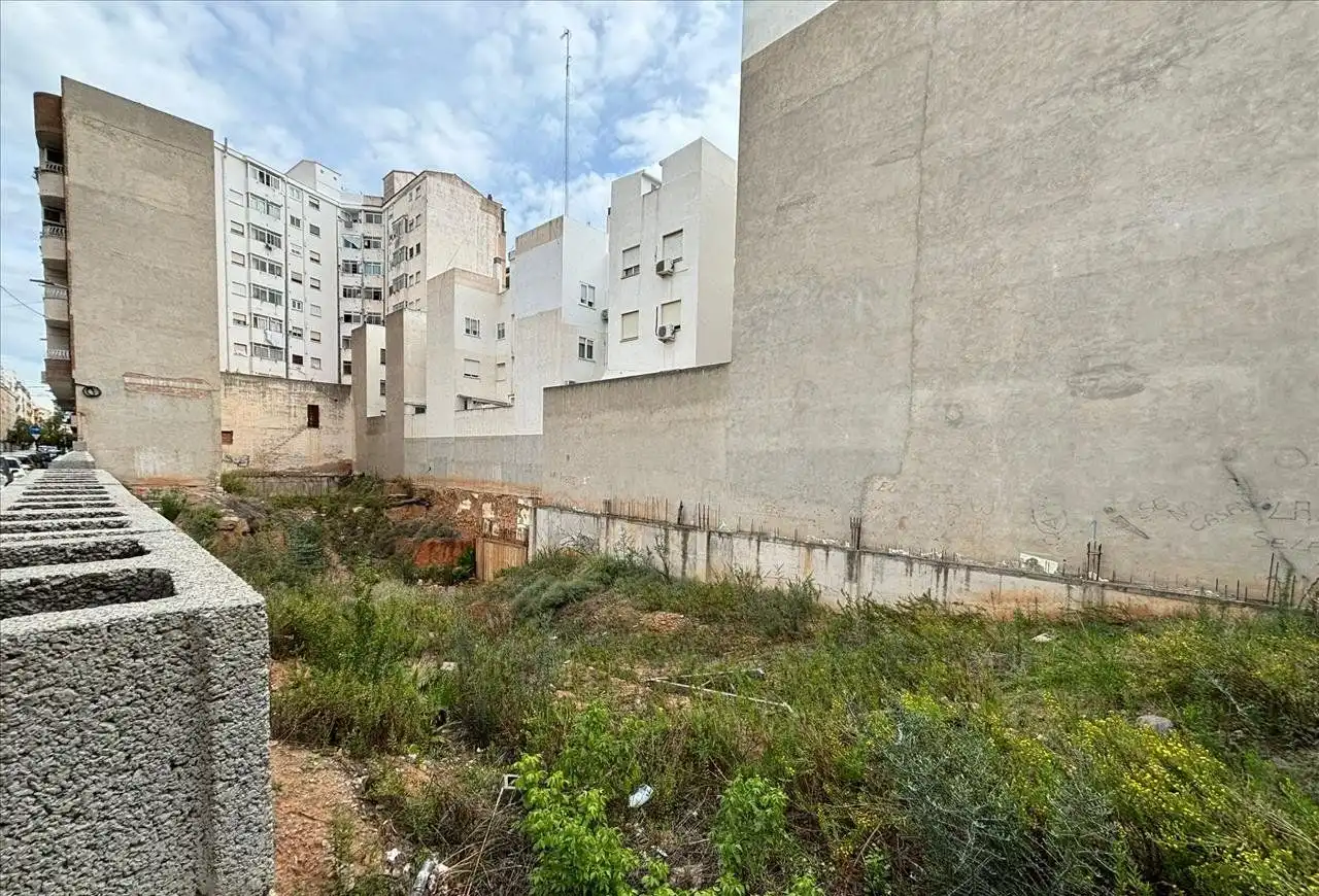 Terreny residencial en venda a Oeste, imagen 6