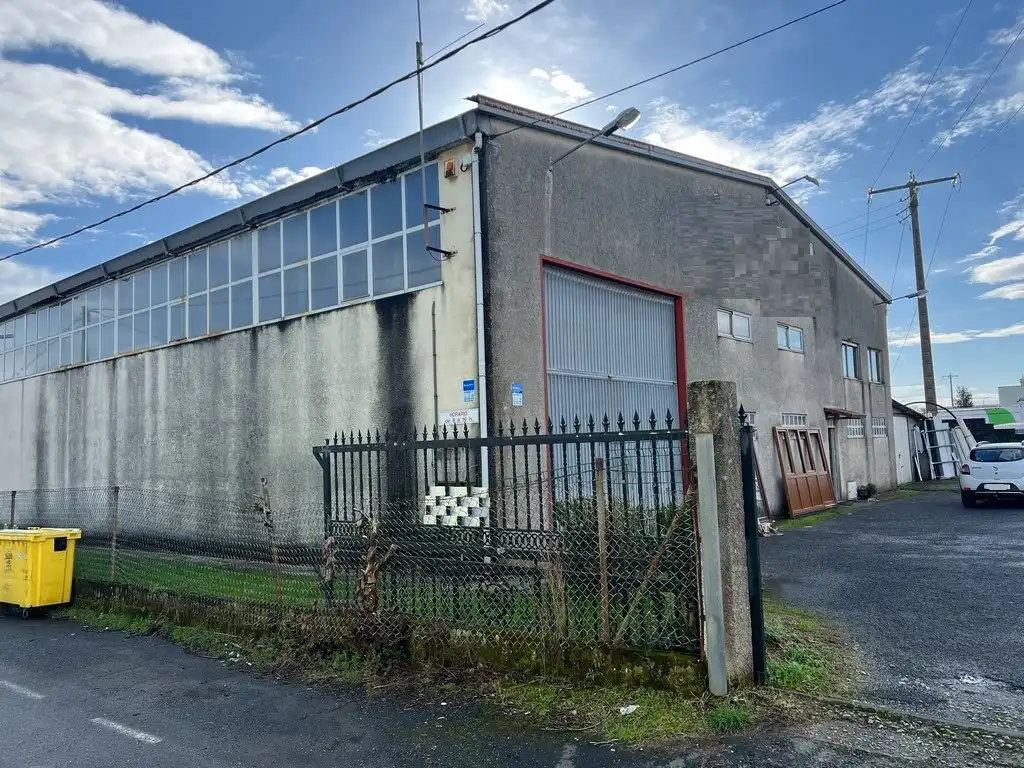 Nau industrial en venda a A Malata - Catabois - Ciudad Jardín, imagen 2