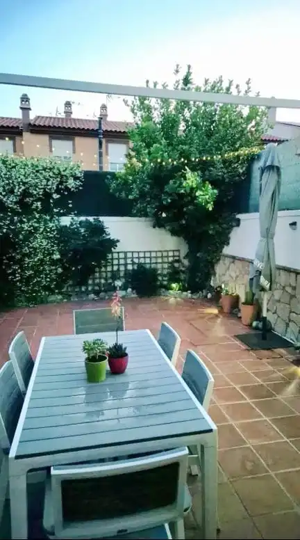 Casa a schiera con terrazza in vendita a Calle Honduras, imagen 2