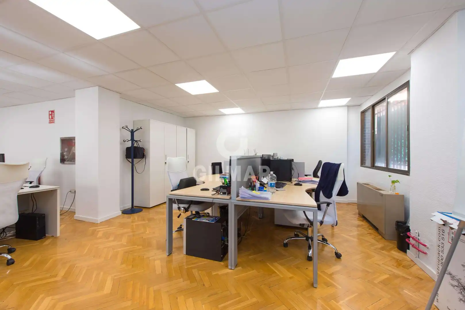 Büro zum Verkauf in Madrid mit Heizung