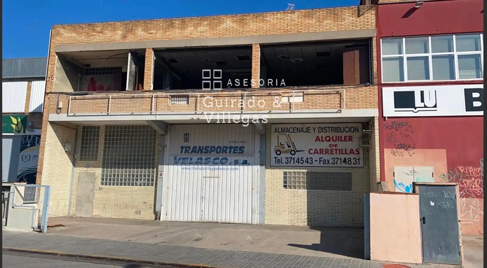 Außenansicht von Fabrikhallen zum Verkauf in Esplugues de Llobregat