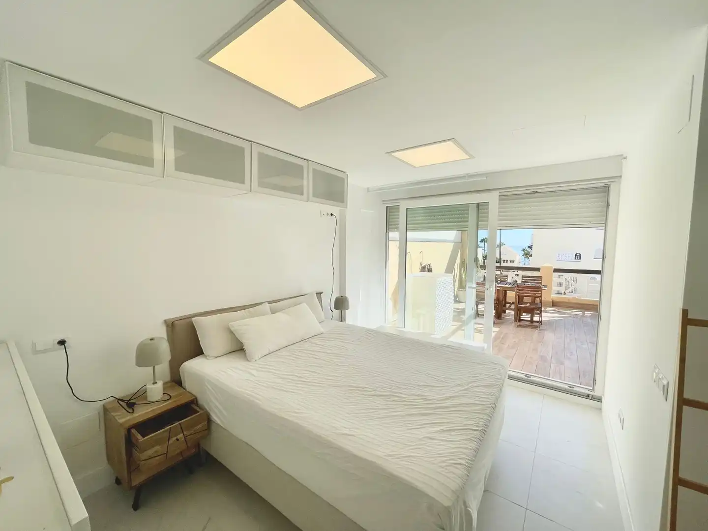 Habitación de Dúplex de alquiler en Marbella con Aire acondicionado, Terraza y Amueblado