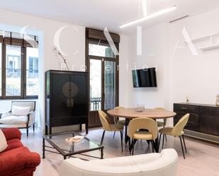 Living room of Flat to rent in  Madrid Capital  with Air Conditioner, Heating and Terrace