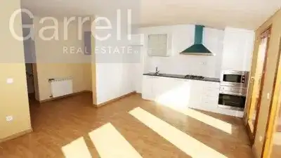 Sala d'estar de Pis en venda en Manlleu amb Terrassa i Balcó