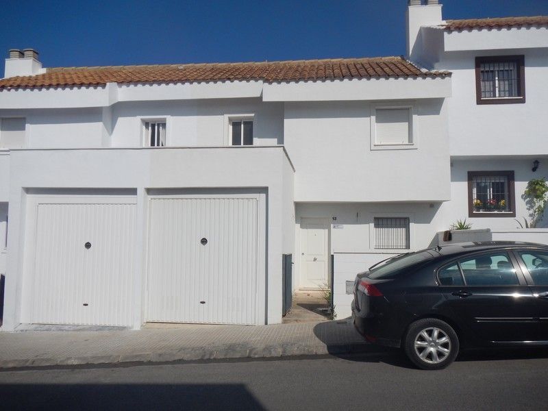 Exterior view of Single-family semi-detached for sale in Montellano