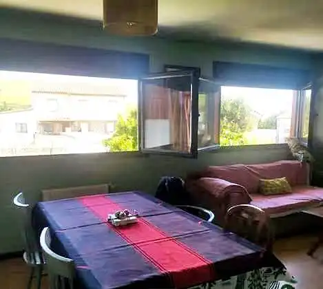 Dúplex de alquiler en Miengo con Calefacción, Terraza y Amueblado