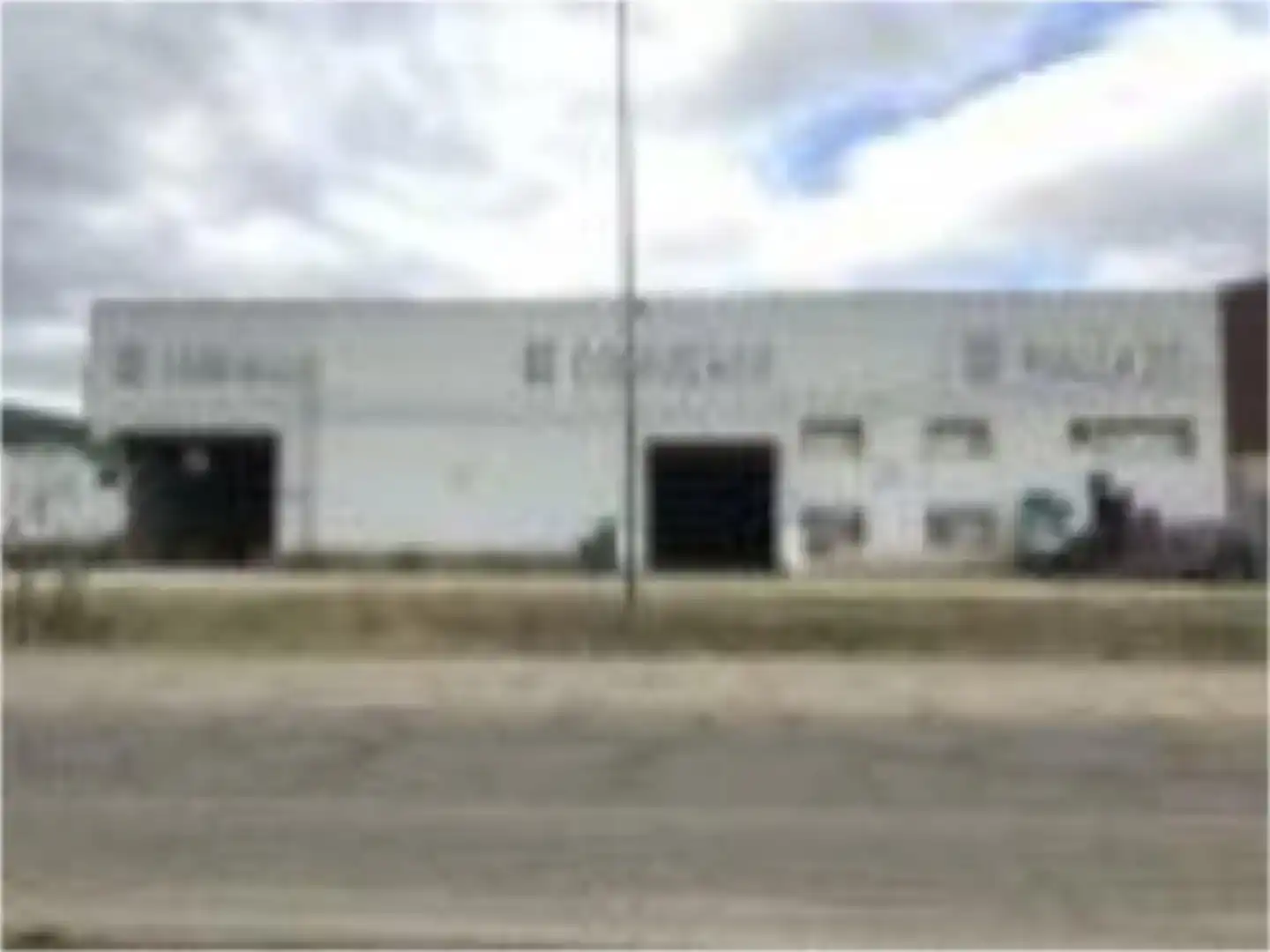 Exterior view of Industrial buildings for rent in Sollana