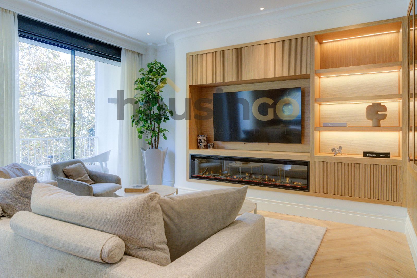 Living room of Flat for sale in  Madrid Capital  with Air Conditioner, Heating and Parquet flooring