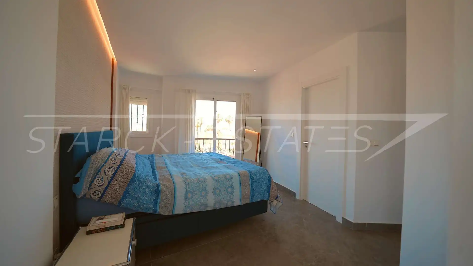 Habitación de Ático en venta en Dénia con Aire acondicionado, Jardín privado y Piscina