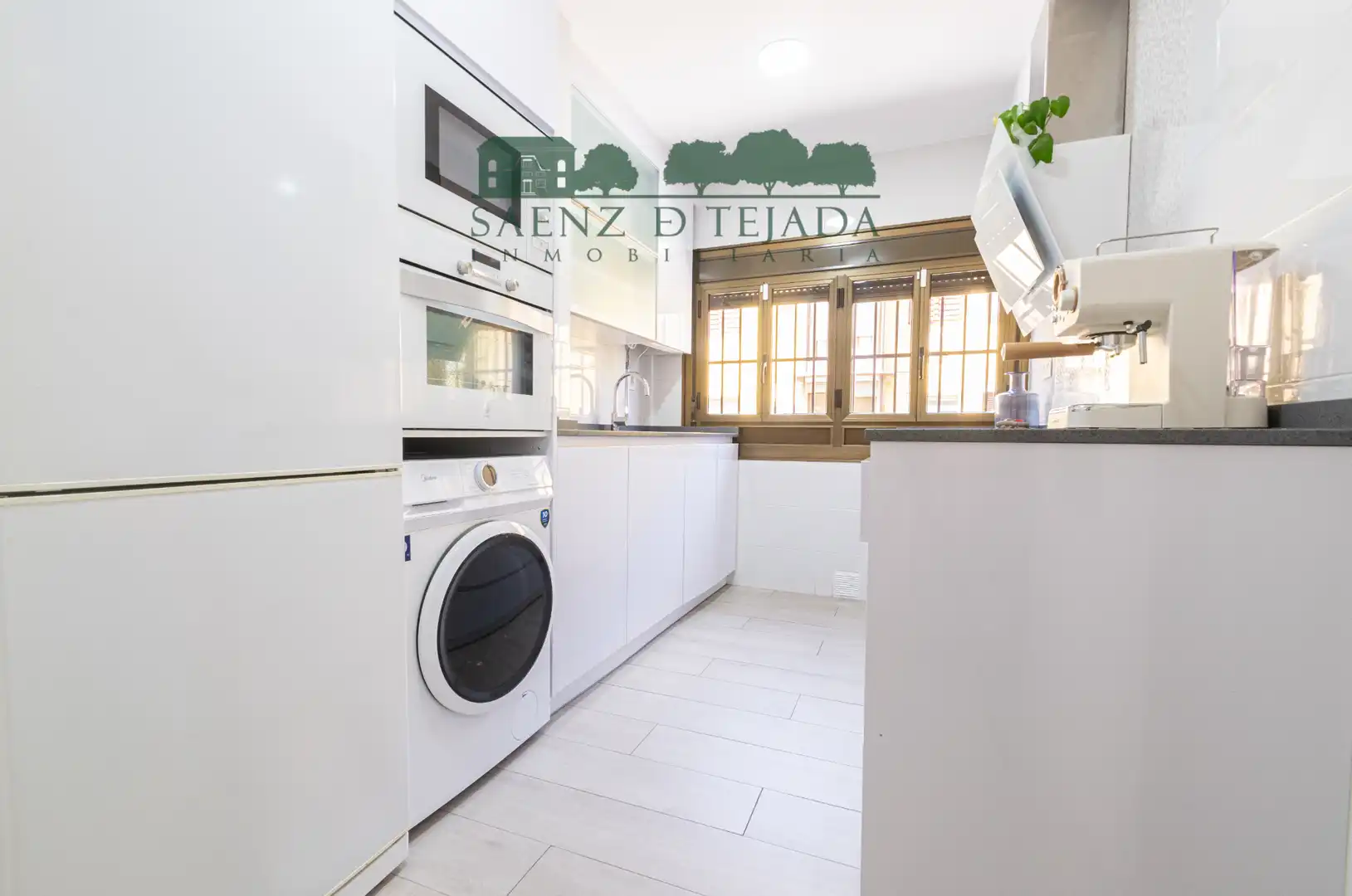 Flat with lift to rent in Calle Luis Montoto 21, imagen 6