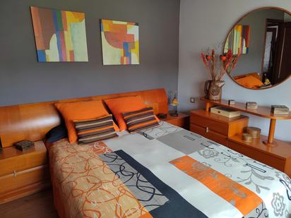 Bedroom of Flat for sale in Oviedo 