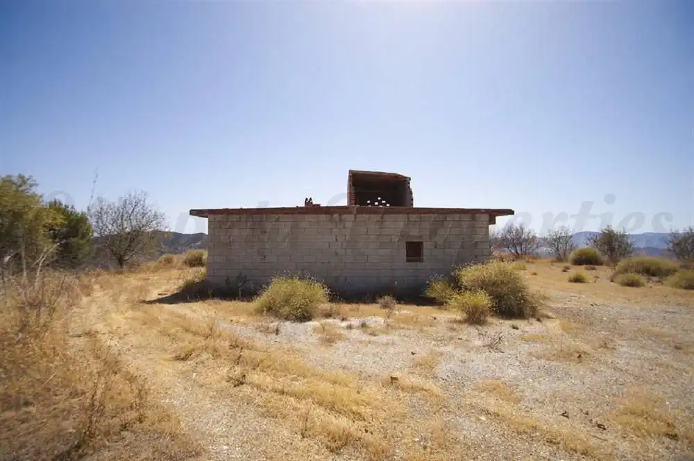 Terreno rústico en venta en Sedella